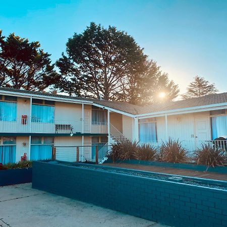 Redhill Cooma Motor Inn Eksteriør bilde